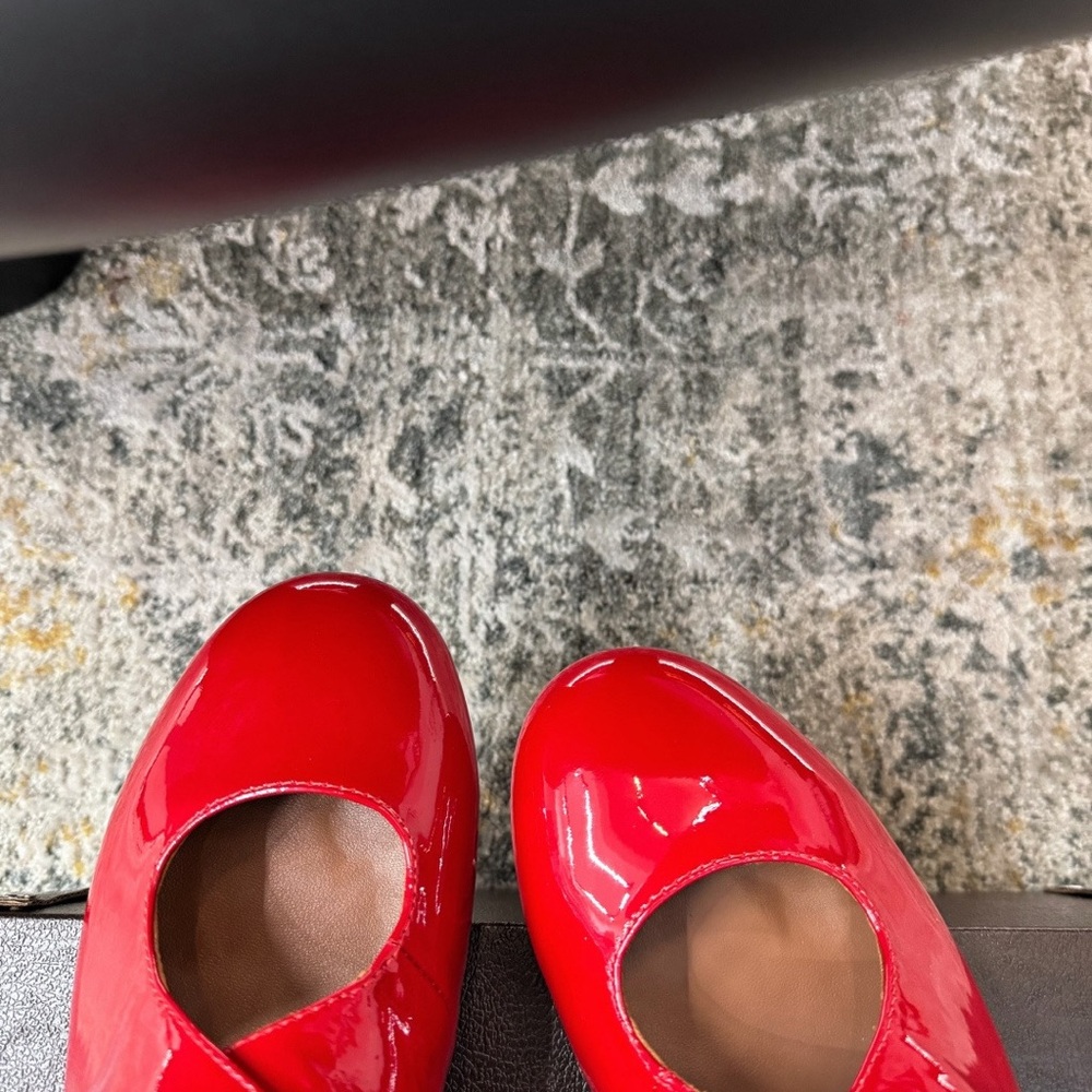 ALAÏA Red Patent Mary Jane Flats - Picture 7 of 9